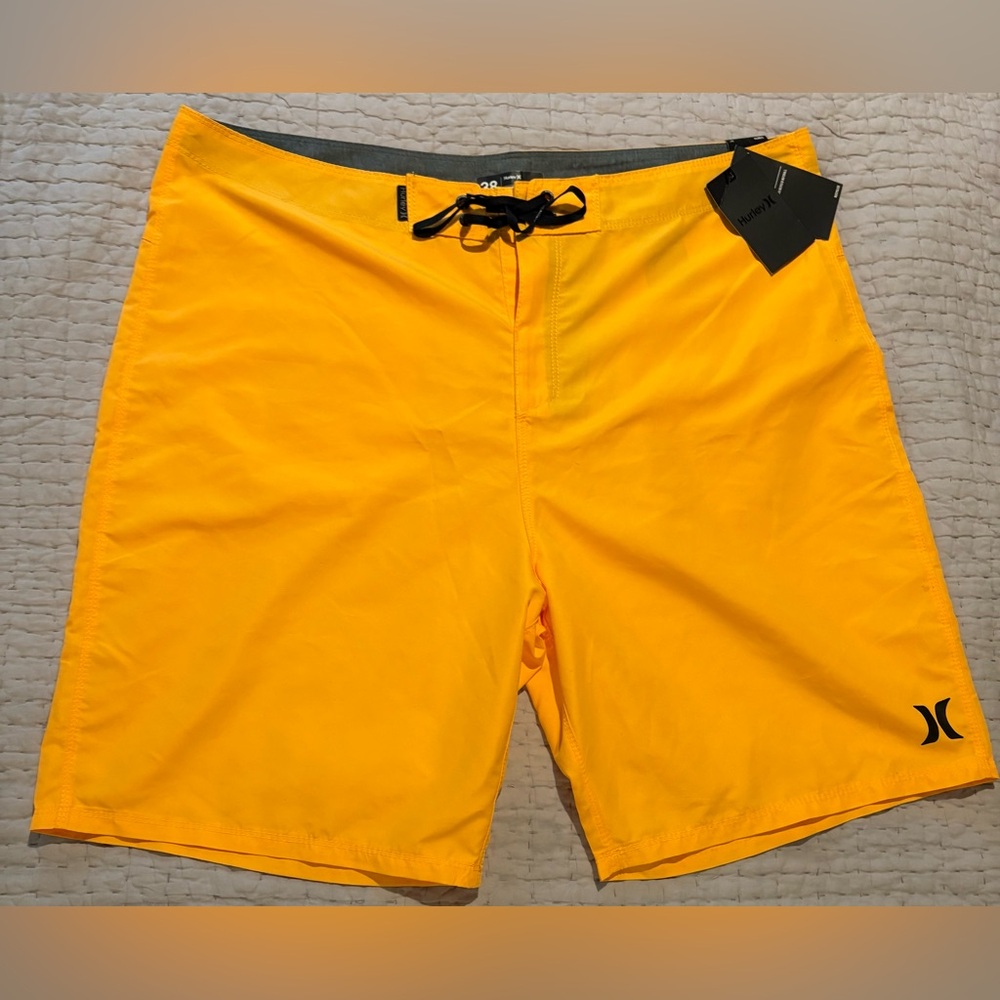 NWT Hurley Board Shorts Men’s 38” x 21” Bright Orange Surfer Beach Wear Swim
